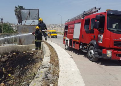 الدفاع المدني يتعامل مع 48 حادث حريق وإنقاذ في الضفة