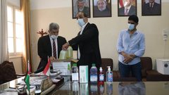 وزير العمل يتبرع بمواد تعقيم ومستلزمات طبية للمعاهد الأزهرية