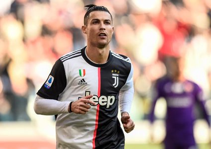 يوفنتوس يضحي بنجمه لحسم صفقة شريك رونالدو