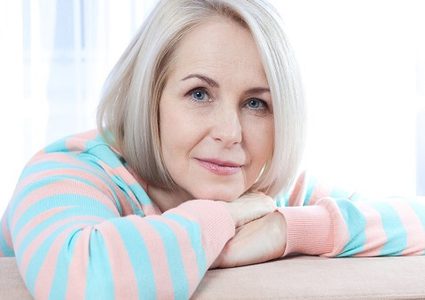 متى يبدأ الإنسان بمواجهة أكبر مشاكل حياته الوجودية ؟