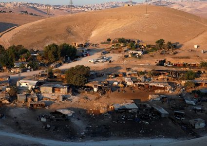 نتنياهو يطالب بتأجيل مداولات هدم الخان الأحمر