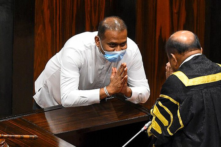 للمرة الأولى.. محكوم بالإعدام يصبح نائب برلماني في سريلانكا