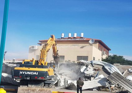 الاحتلال يهدم منزل مواطن في مدينة اللد