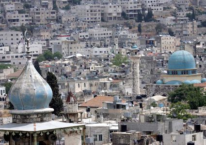 القطاع العمراني على عربة بلا "عجلات"