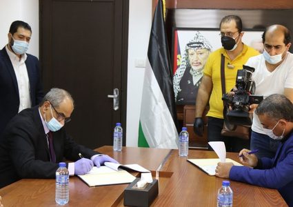 توقيع عقد إعادة بناء البرج الإيطالي في مدينة غزة بـ3 مليون يورو