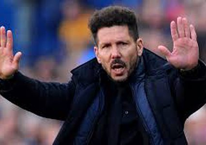 أتلتيكو مدريد يعلن إصابة المدرب سيميوني بفيروس كورونا