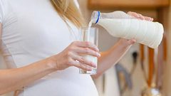 طرق التخفيف من آلام حرقة المعدة للمرأة الحامل