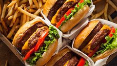 كيف تقلل من خطر الوجبات السريعة ؟