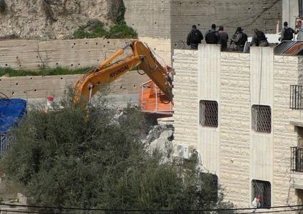 بلدية الاحتلال تخطر بهدم مسجد القعقاع في سلوان جنوب القدس