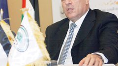 رئيس الاتحاد الأسيوي يهنئ الرجوب لانتخابه رئيسا لاتحاد الكرة