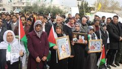 طولكرم: وقفة دعما للأسرى المرضى والمضربين عن الطعام