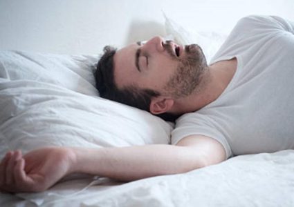 خبراء: الشخير يضاعف فرص الوفاة بفيروس كوفيد-19