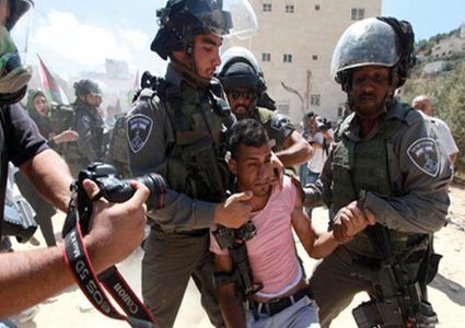3 شهداء ومئات الأسرى حصيلة انتهاكات الاحتلال خلال آب المنصرم