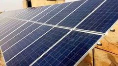 إنتزاع قرار احترازي بوقف هدم خلايا شمسية في الأغوار