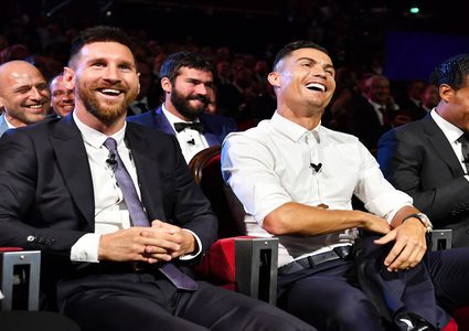 ميسي و رونالدو يحتلان صدارة قائمة نادي المليار دولار