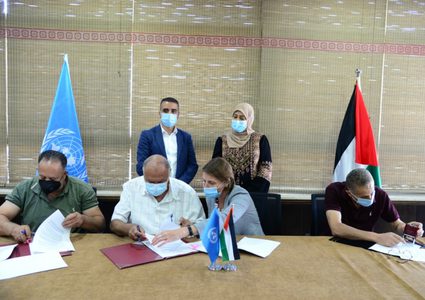 الأونروا توقع اتفاقية مع اللجان الشعبية لإنشاء مراكز للعزل الصحي