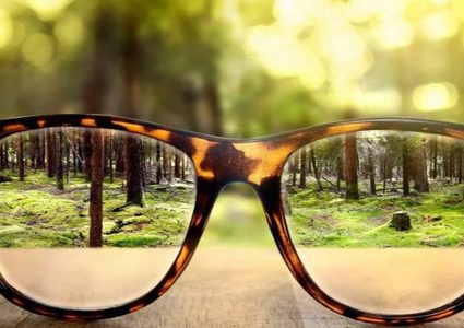 دراسة: ارتداء النظارات يحمي من الإصابة بكورونا