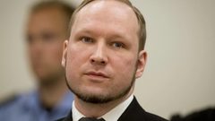 سفاح النرويج يطالب بالإفراج عنه !