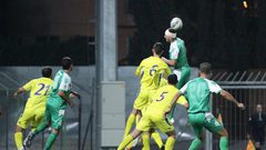 شباب الظاهرية يحقق فوزا على شباب الخليل