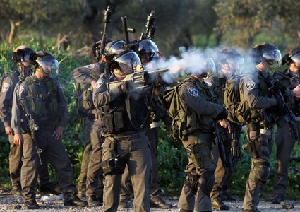 استشهاد طبيب متأثرا باصابته جراء اطلاق الاحتلال قنابل صوت في جنين