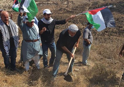 الاحتلال يطلق قنابل الغاز على المشاركين بفعالية وطنية جنوب نابلس