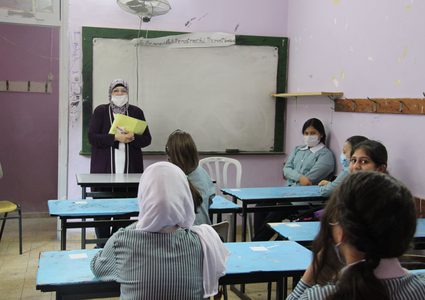 بداية العام الدراسي في مدرسة عمر المختار الاساسية للبنات بنابلس