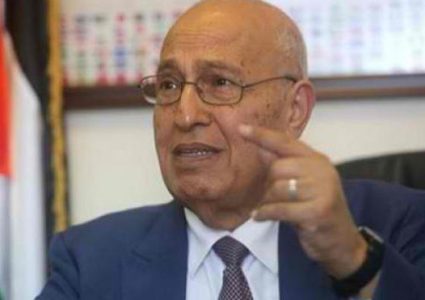 شعث: بعض الدول العربية لم تلتزم بمبادرة السلام العربية ومنها قطر