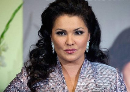 إصابة نجمة الأوبرا العالمية آنا نتريبكو بفيروس كورونا