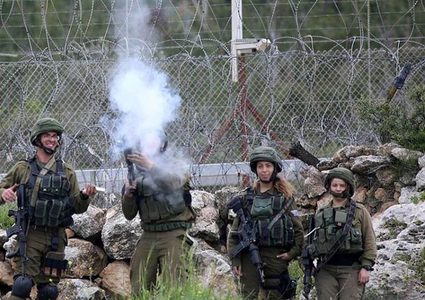 الاحتلال يصيب شابا بالرصاص الحي خلال مواجهات في اريحا