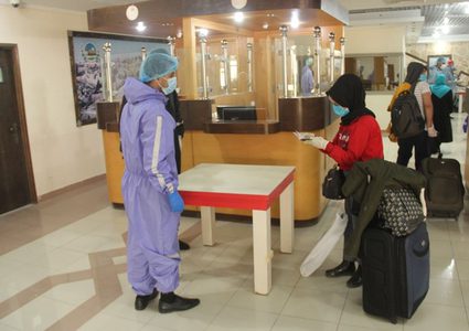 الخارجية تعلن عن توفر الفرصة لعودة جميع العالقين إلى قطاع غزة