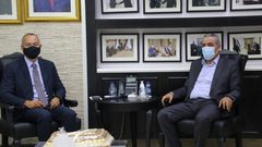 حراك دبلوماسي لعودة التنسيق والمفاوضات يقابل برفض فلسطيني حازم