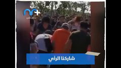 طائرة ورقية تخطف طفلة إلى السماء في أحد المهرجانات