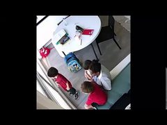 أطفال في بيروت ينجون من الموت بأعجوبة