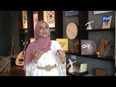 هناء حمارشة من مدينة طولكرم تجسد الخط العربي بلوحات معاصرة