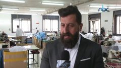 إنتاج مُستلزمات طبية واقية من فيروس كورونا في مدينة الخليل