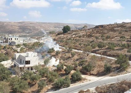 الاحتلال يقمع فعالية لحراثة أراض مهددة بالمصادرة جنوب نابلس