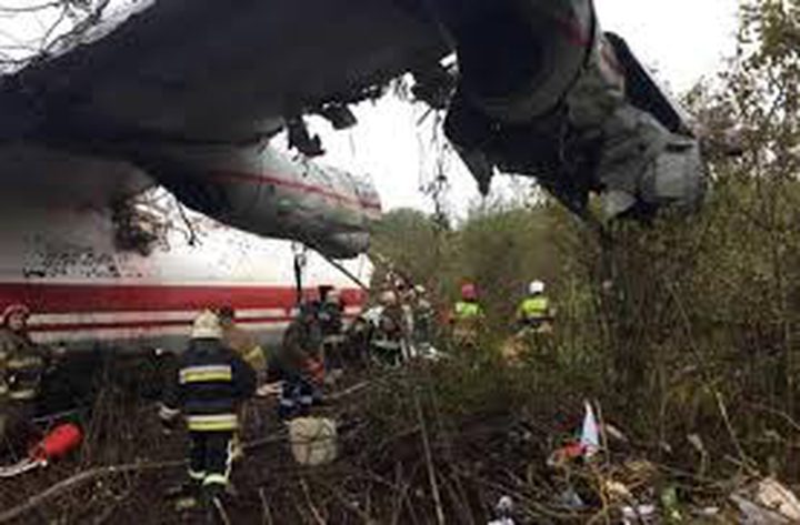 مقتل 22 شخصاً جراء تحطم طائرة عسكرية في أوكرانيا