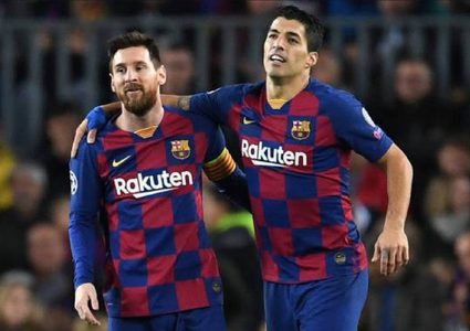 ميسي يهاجم إدارة برشلونة في رسالة مؤثرة لصديقه سواريز