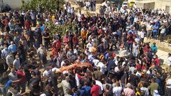 تشييع جثماني مواطنين اثنين توفيا داخل حفرة امتصاص بالخليل