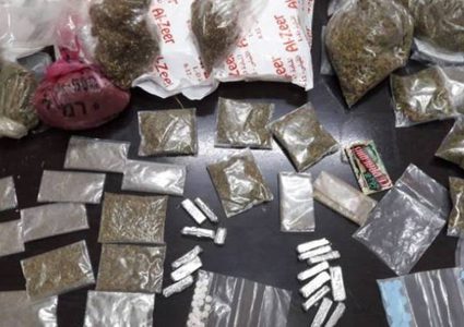 السجن 15 عاما وغرامة 20 ألف دينار  لمدانين بالاتجار بالمخدرات