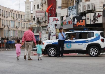 اغلاق مجمع تجاري وسط جنين بسبب اكتشاف إصابات بفيروس كورونا