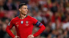 رونالدو يقفز عاليا ليحرز هدفا مذهلا