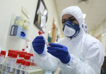 الصحة: منحنى الاصابات بفيروس كورونا ما زال مرتفعا
