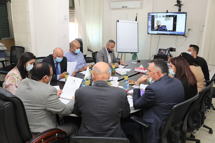 خبراء ومختصون يوصون بإقرار قانون ينظم حق الحصول على المعلومات