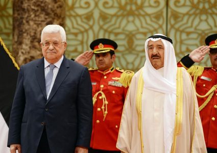 الرئيس عباس ينعى أمير دولة الكويت