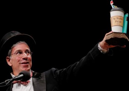 أبرز الدراسات التي استحقت جائزة نوبل للحماقة العلمية لهذا العام