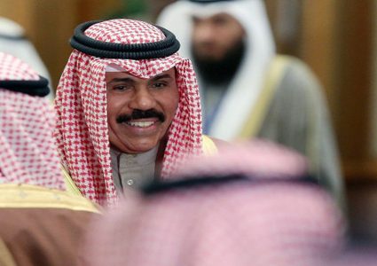 مجلس الوزراء الكويتي ينادي بولي العهد الشيخ نواف أميرا للبلاد