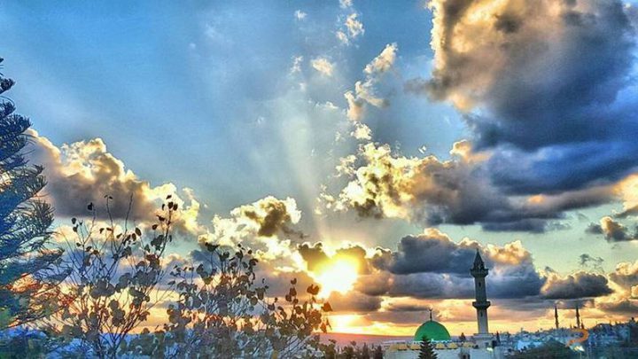 حالة الطقس: انخفاض طفيف على درجات الحرارة