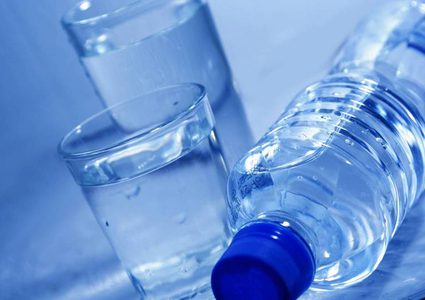 ما هي خطورة المياه المعدنية على الصحة ؟