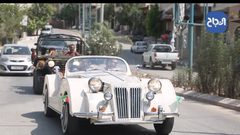 رياض العملة يتمكن من صناعة سيارة كلاسيكية للمرة الثانية